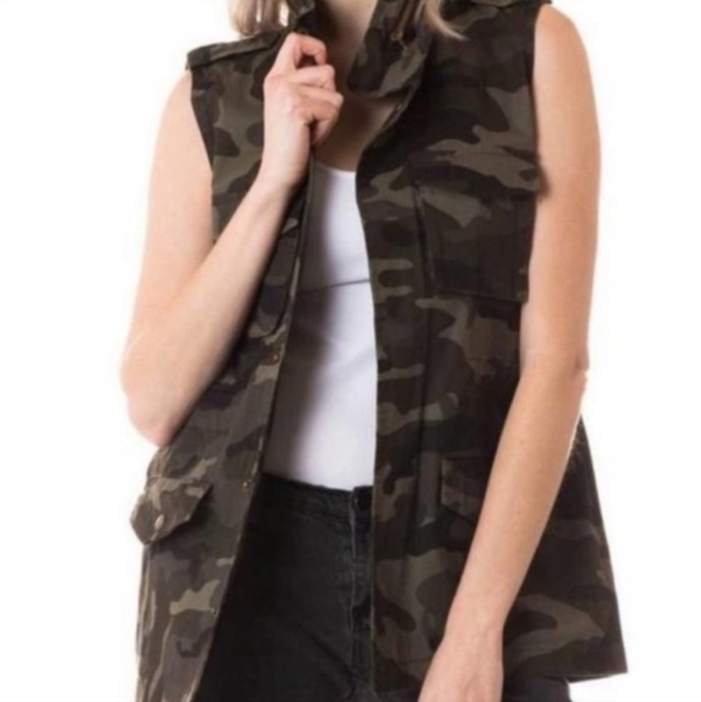 Love Tree Camouflage Utility Cargo Vest Pockets With Snap Closure